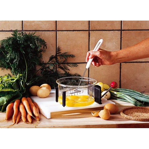 Etac Safety Cutting Board : adapted slicing guide for safe food cutting
